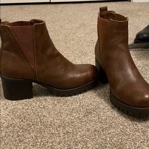 MIA brown boot